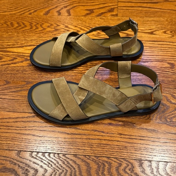 Everlane The City Strap Sandal SUEDE in SAND SUEDE tan size 9 NWOB - Picture 4 of 7